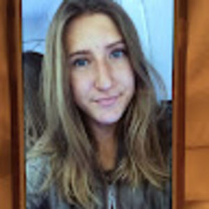 Meet your Posher, Caroline